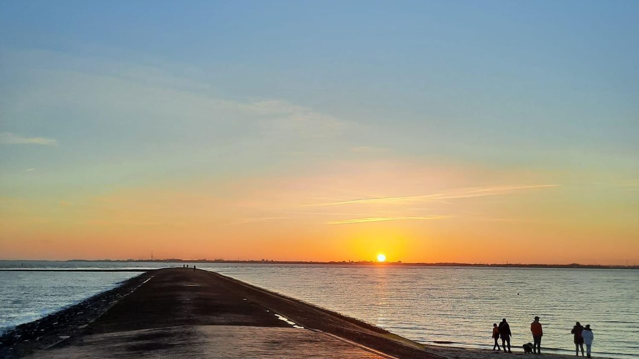 Sonnenuntergang in Eckwarderhörne Sonnenuntergang in Eckwarderhörne